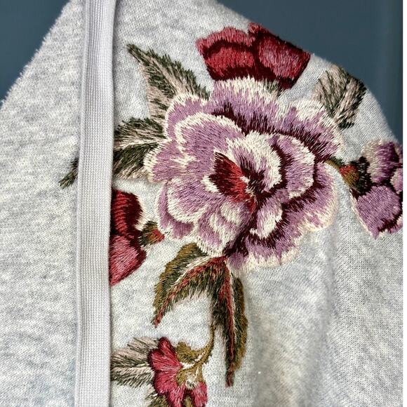 American Eagle Cropped Embroidered Hoodie sz sm - Picture 3 of 4